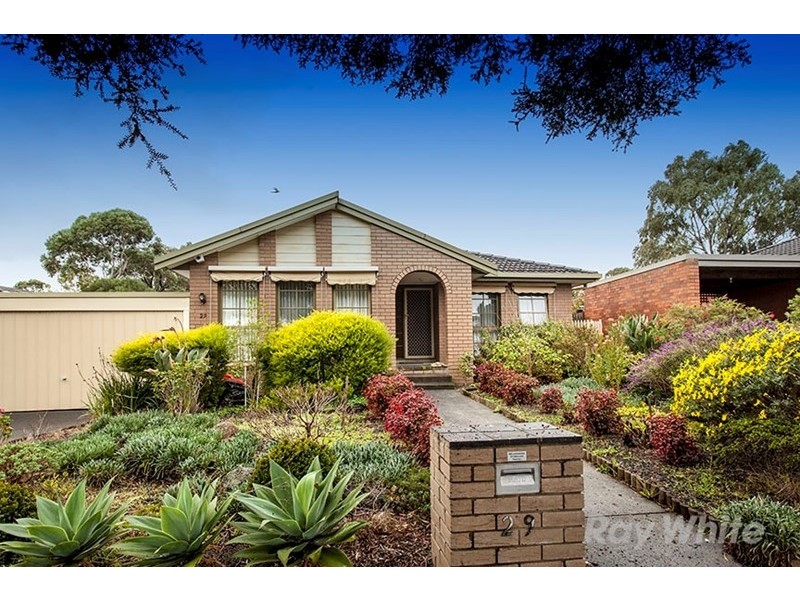 29 Loxton Avenue, Wantirna South VIC 3152