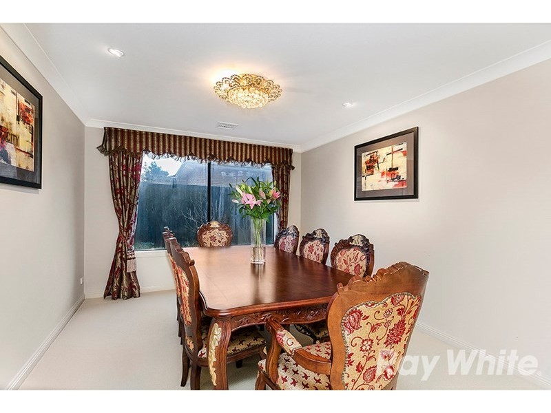 11 Braeburn Parade, Rowville VIC 3178