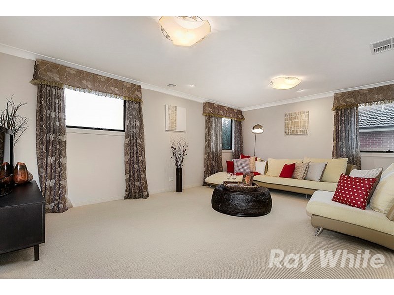 11 Braeburn Parade, Rowville VIC 3178