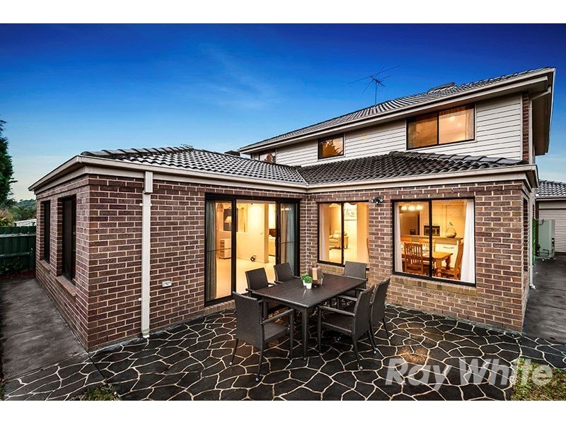 11 Braeburn Parade, Rowville VIC 3178