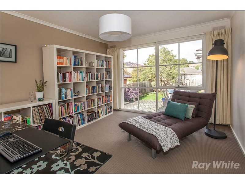 4 Eastleigh Drive, Glen Waverley VIC 3150