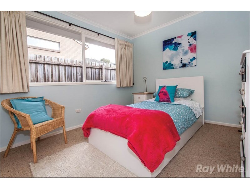 4 Eastleigh Drive, Glen Waverley VIC 3150