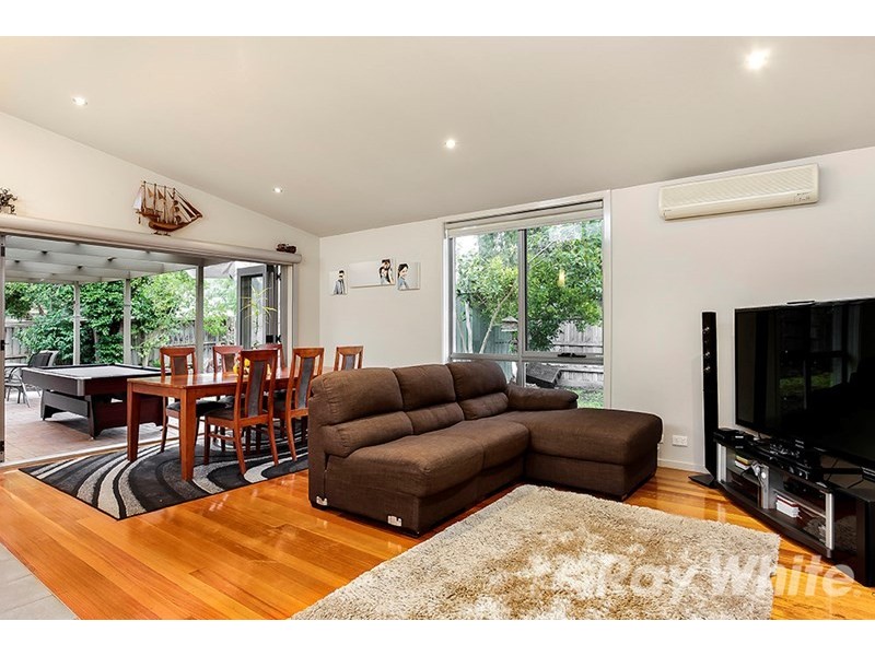 20 Thompson Street, Glen Waverley VIC 3150