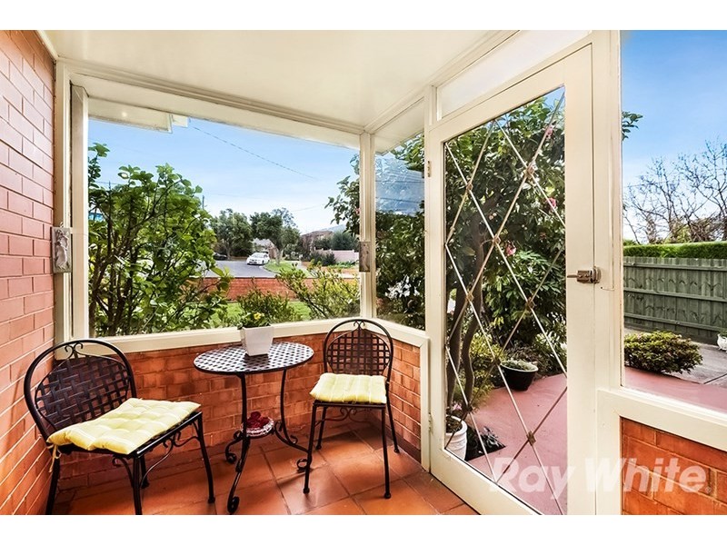 16 Marriott Parade, Glen Waverley VIC 3150