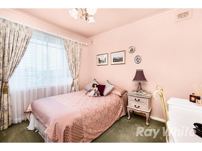 16 Marriott Parade, Glen Waverley VIC 3150