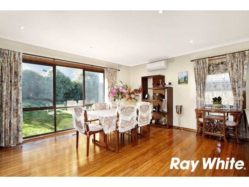 4 Turner Court, Glen Waverley VIC 3150