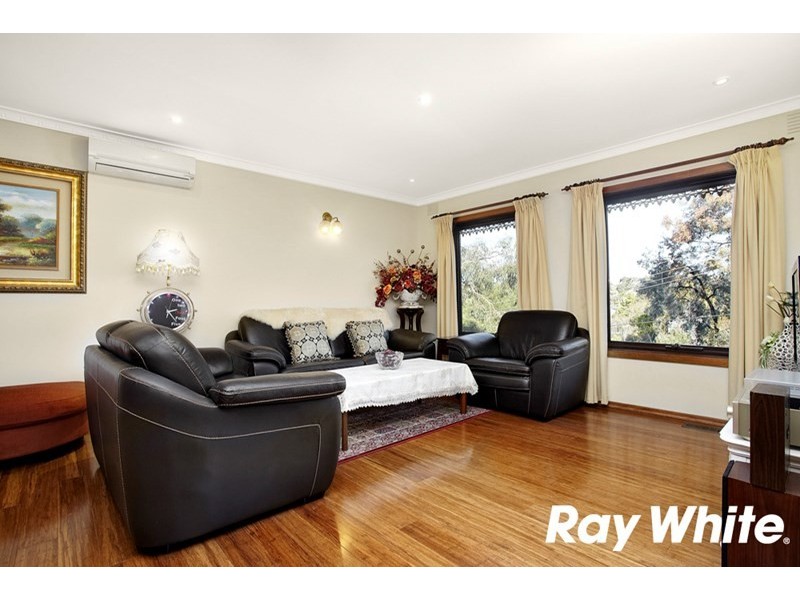 4 Turner Court, Glen Waverley VIC 3150