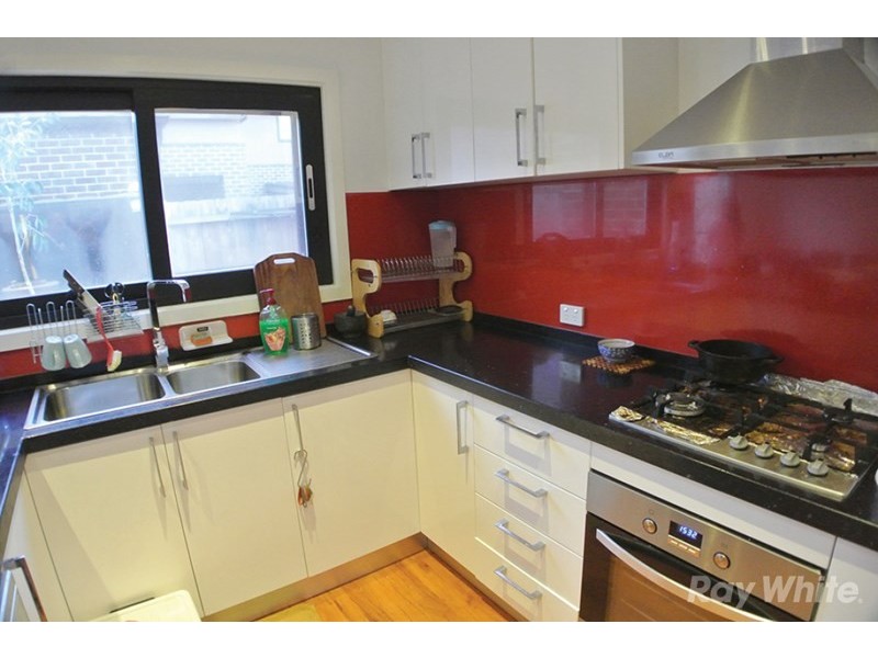 30C Oakes Avenue, Clayton South VIC 3169