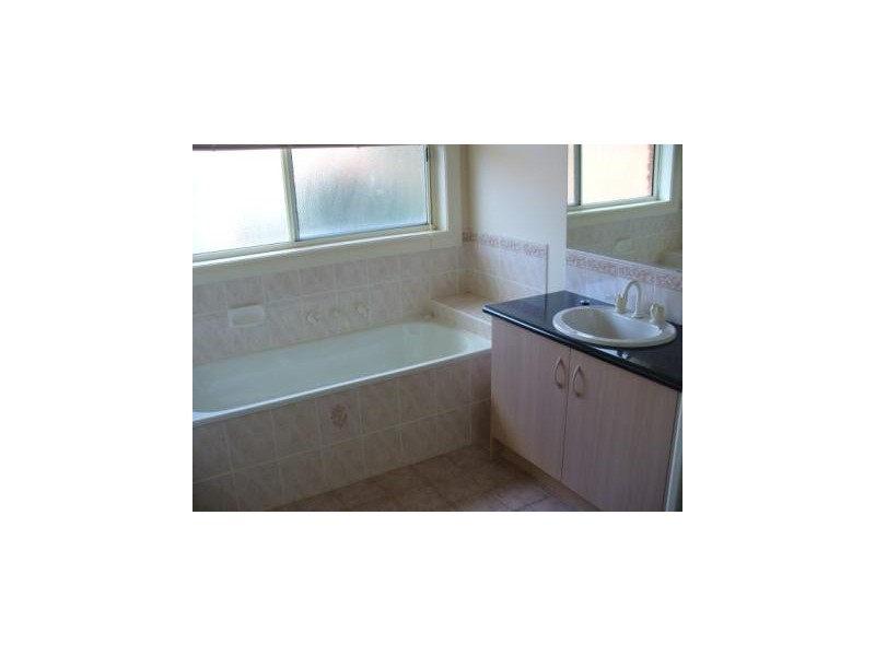 4 Wilkinson Place, Glen Waverley VIC 3150