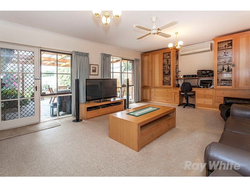 90 Capital Avenue, Glen Waverley VIC 3150