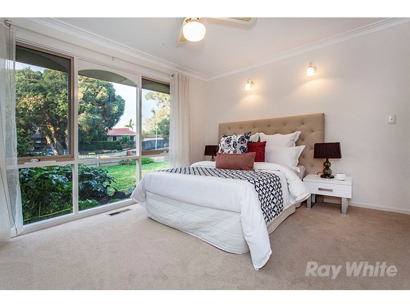 16 Karabil Close, Scoresby VIC 3179