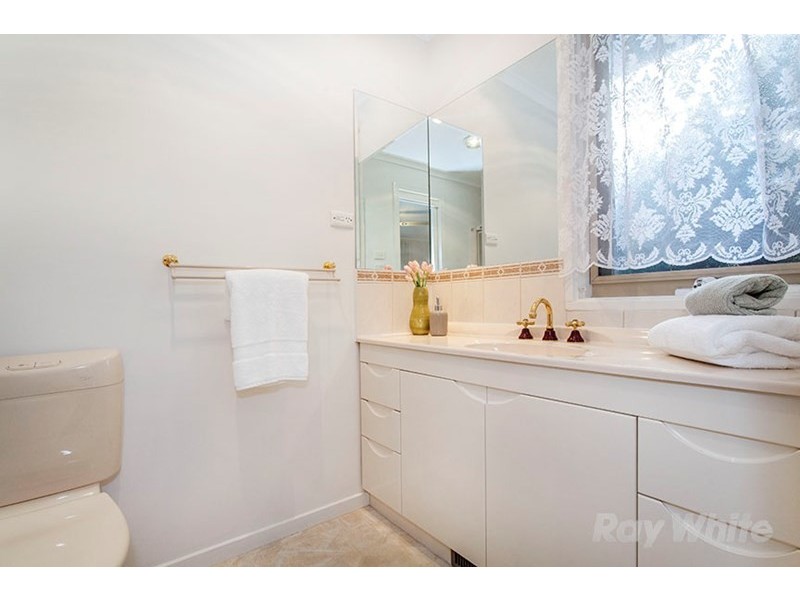 16 Karabil Close, Scoresby VIC 3179