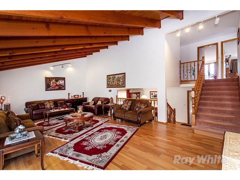 60 Garnett Road, Wheelers Hill VIC 3150