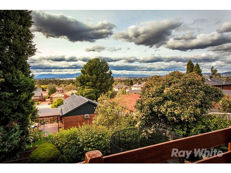 60 Garnett Road, Wheelers Hill VIC 3150