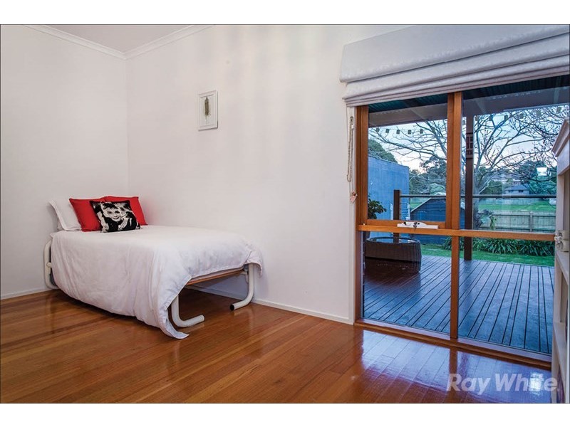 39 Jeanette Street, Bayswater VIC 3153