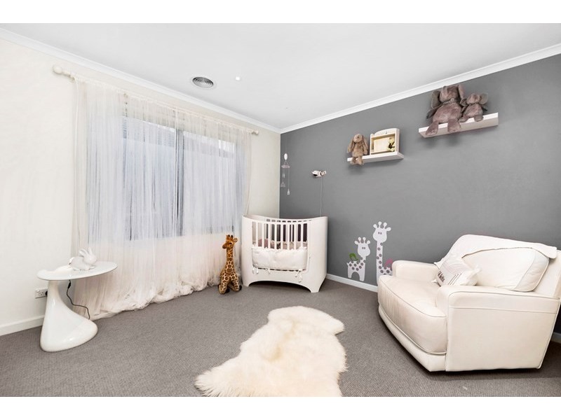 81 Waverley Park Drive, Mulgrave VIC 3170
