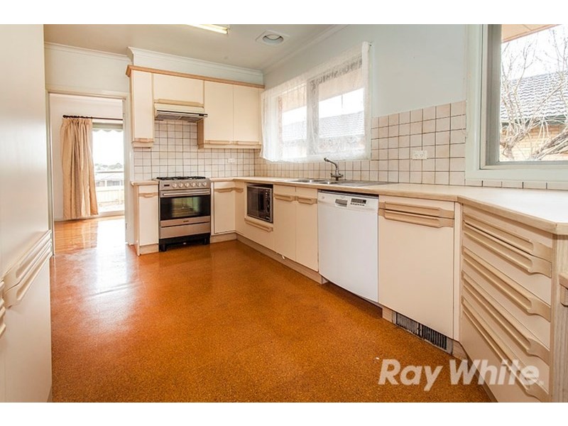 17 Leonie Avenue, Mount Waverley VIC 3149