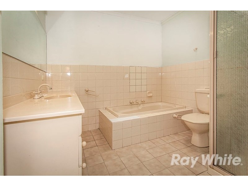 17 Leonie Avenue, Mount Waverley VIC 3149