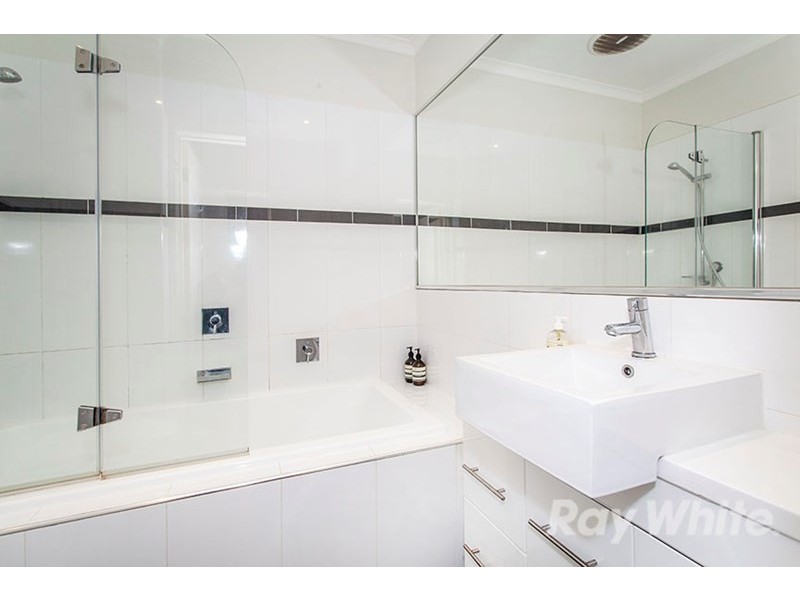 2 Rocklands Road, Ashwood VIC 3147