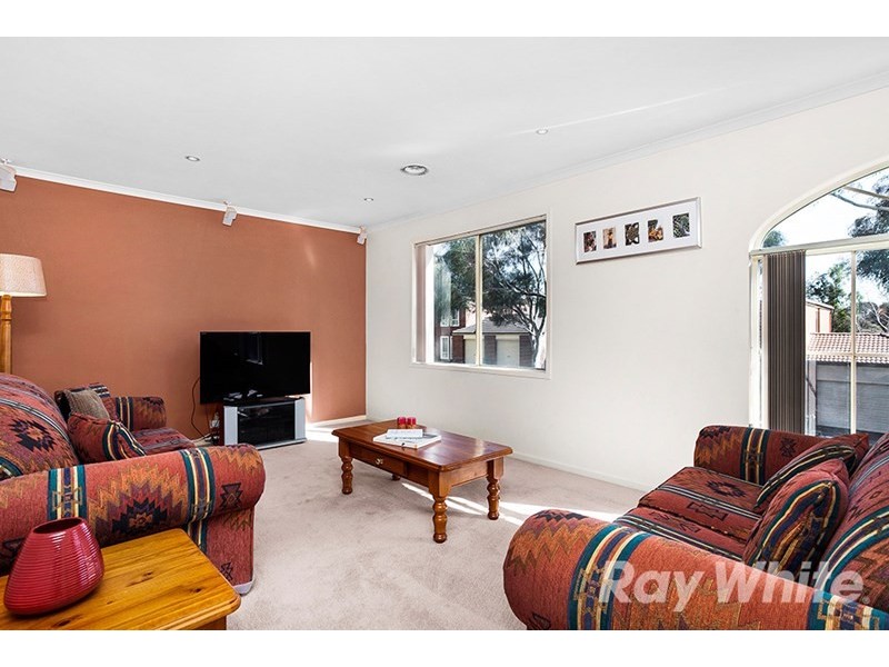 32 Crows Lane, Glen Waverley VIC 3150