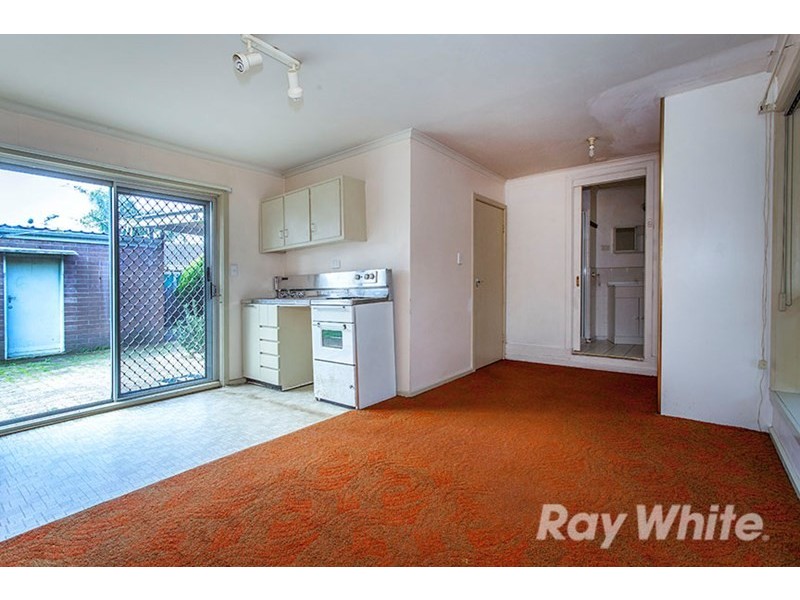 35 Woolwich Drive, Mulgrave VIC 3170