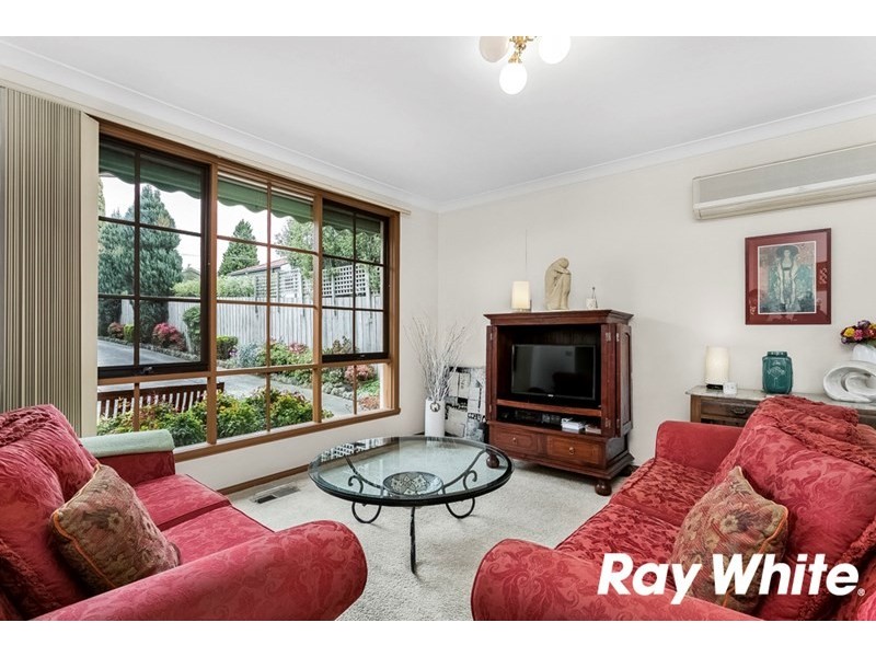 2/8 Angus Drive, Glen Waverley VIC 3150