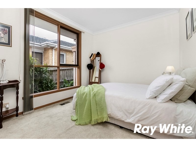 2/8 Angus Drive, Glen Waverley VIC 3150