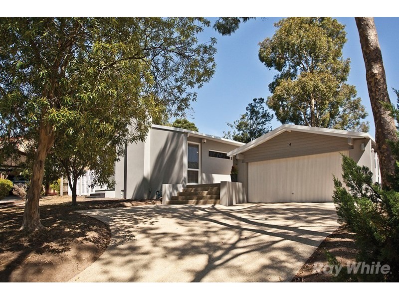 4 Glen Tower Drive, Glen Waverley VIC 3150