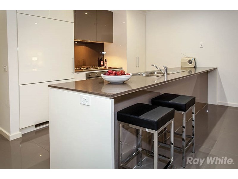 33 Brunton Crescent, Mulgrave VIC 3170