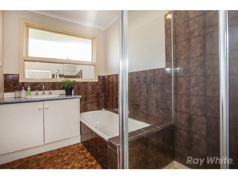 115 Tiverton Drive, Mulgrave VIC 3170