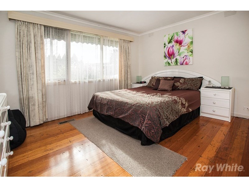 115 Tiverton Drive, Mulgrave VIC 3170