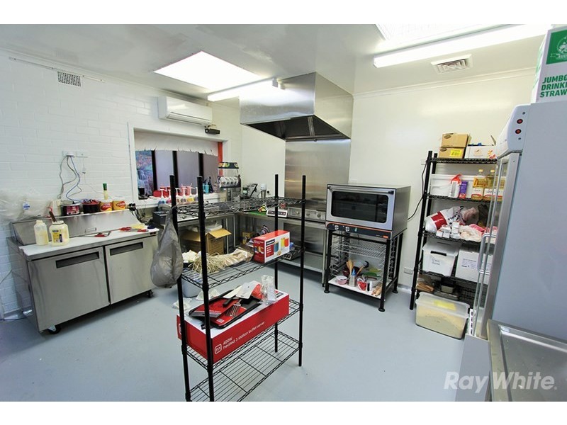 11 Coleman Parade, Glen Waverley VIC 3150