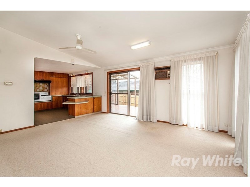 8 Alderbrook Avenue, Mulgrave VIC 3170