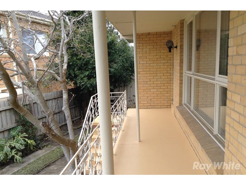 10 Mandowie Road, Glen Waverley VIC 3150