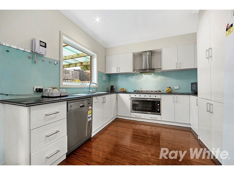 2/18 Kurrajong Avenue, Glen Waverley VIC 3150