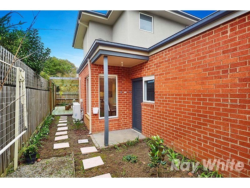 2/18 Kurrajong Avenue, Glen Waverley VIC 3150