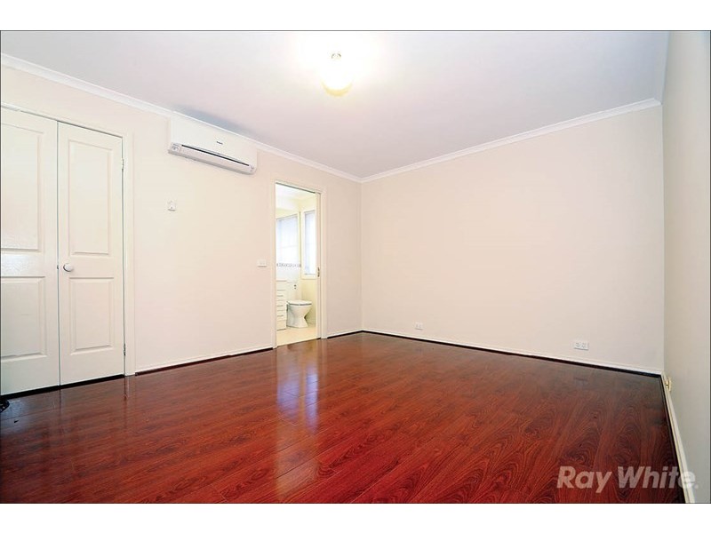 8 The Rise, Glen Waverley VIC 3150