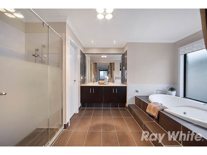 12 Derby Place, Mulgrave VIC 3170