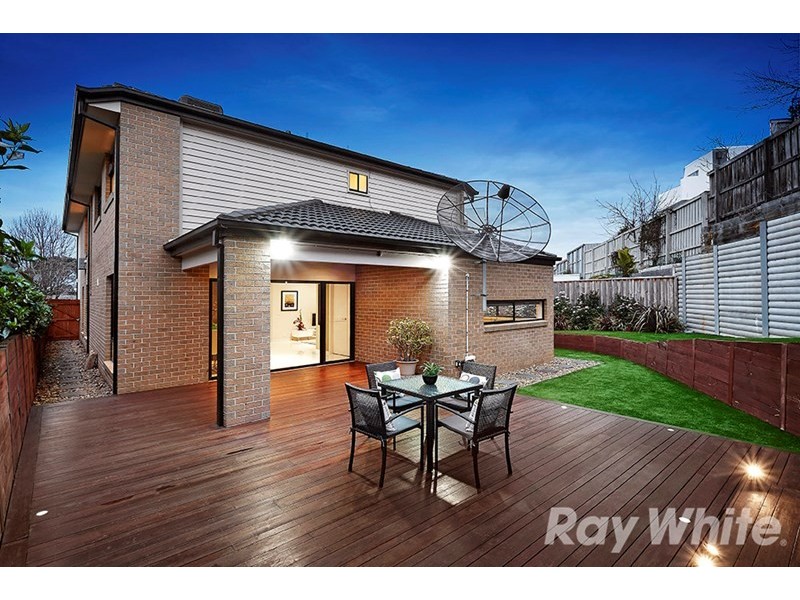12 Derby Place, Mulgrave VIC 3170