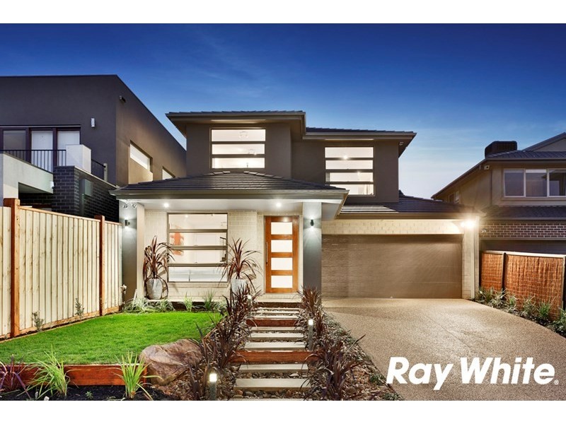 18 Elm Grove, Mount Waverley VIC 3149