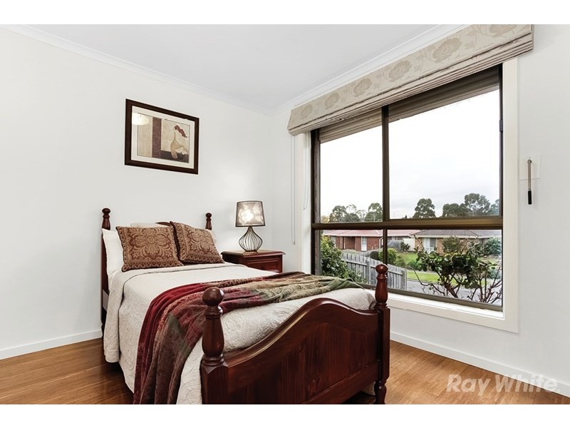 11 Holmbury Boulevard, Mulgrave VIC 3170