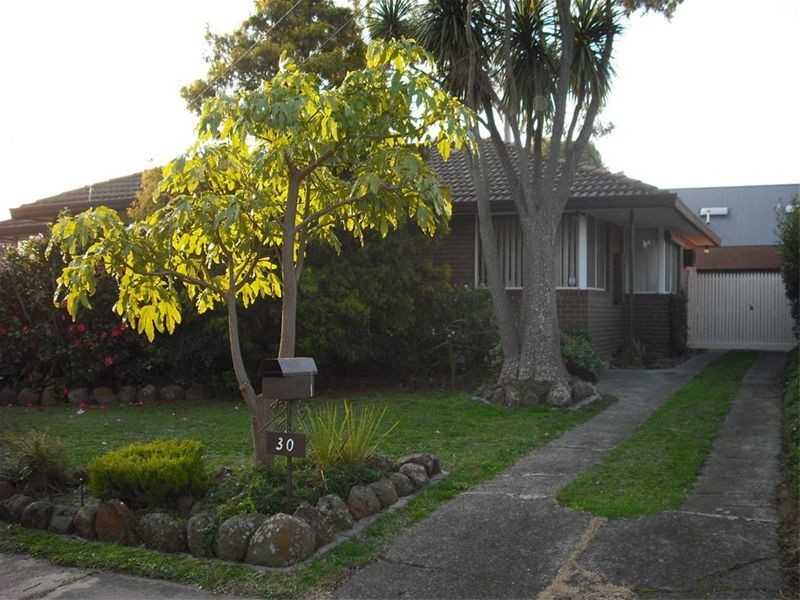 30 Margate Crescent, Glen Waverley VIC 3150