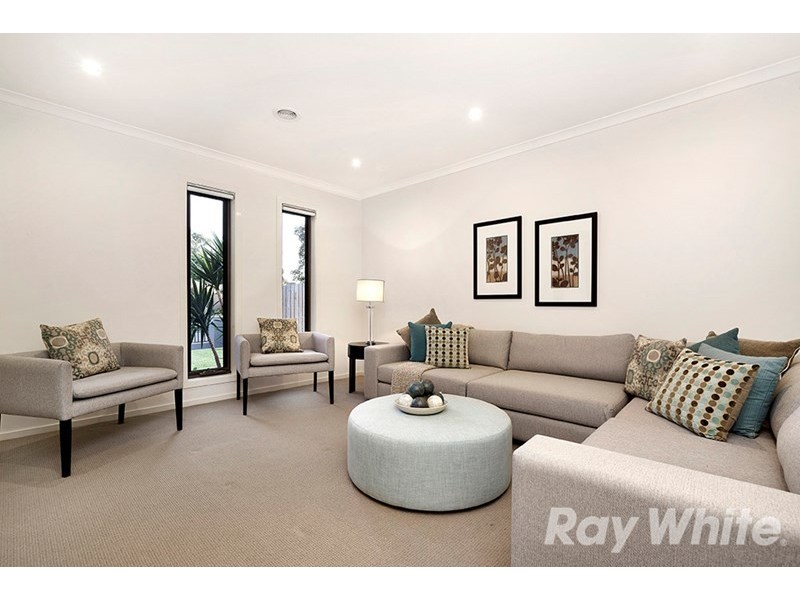 73 Phoenix Drive, Wheelers Hill VIC 3150