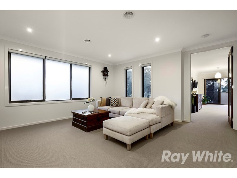 73 Phoenix Drive, Wheelers Hill VIC 3150