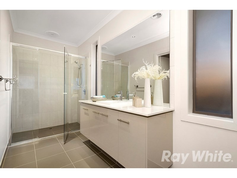 73 Phoenix Drive, Wheelers Hill VIC 3150