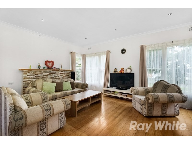 24 Morshead Avenue, Mount Waverley VIC 3149