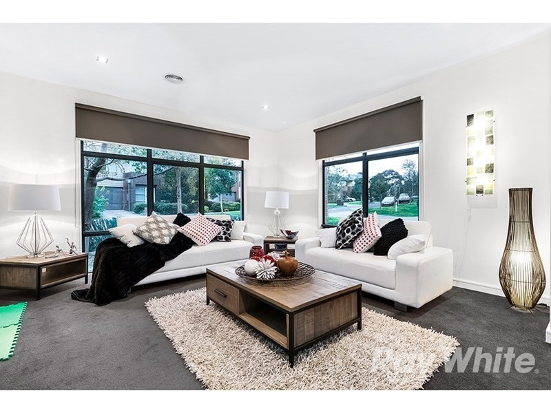 13 Camville Road, Mulgrave VIC 3170