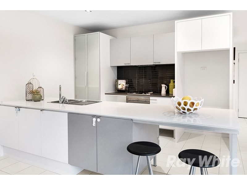 13 Camville Road, Mulgrave VIC 3170