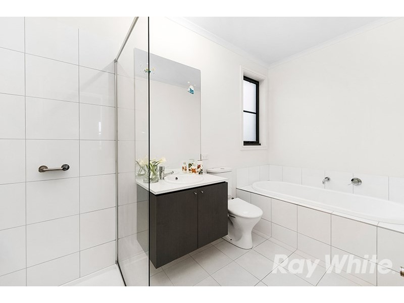 13 Camville Road, Mulgrave VIC 3170