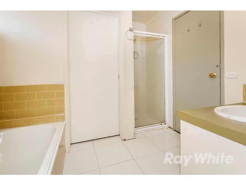 5 Hyde Court, Dandenong VIC 3175